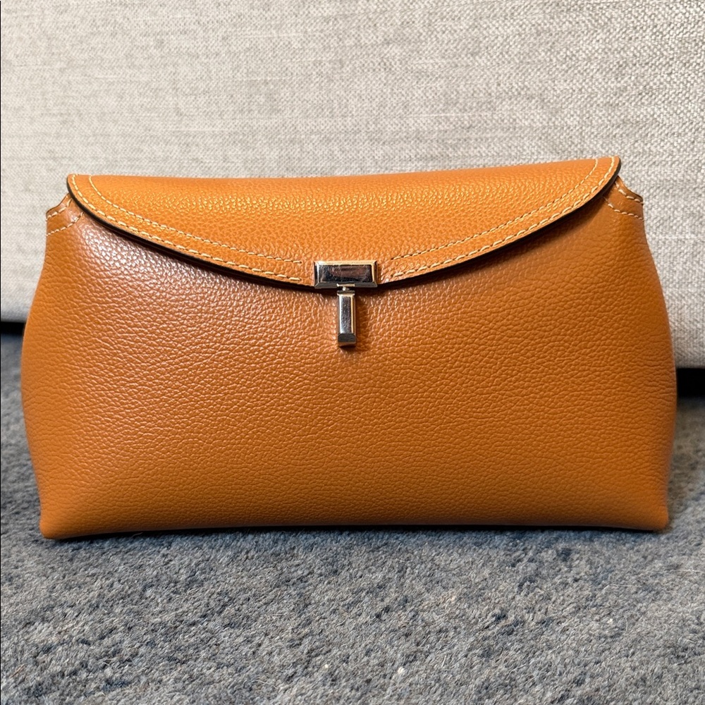 Toteme T lock Leather Clutch